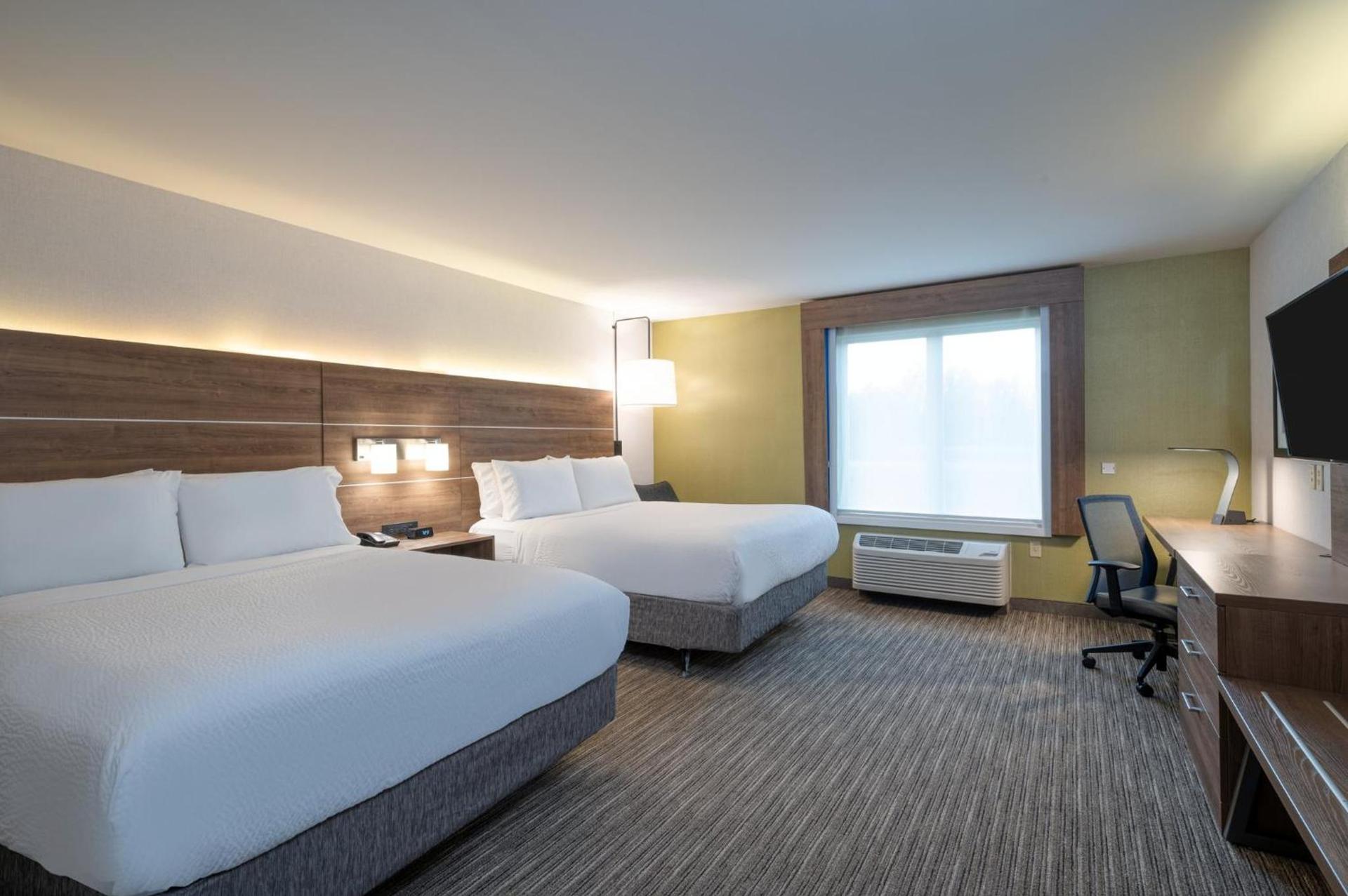 Holiday Inn Express Radcliff Fort Knox by IHG photo 65