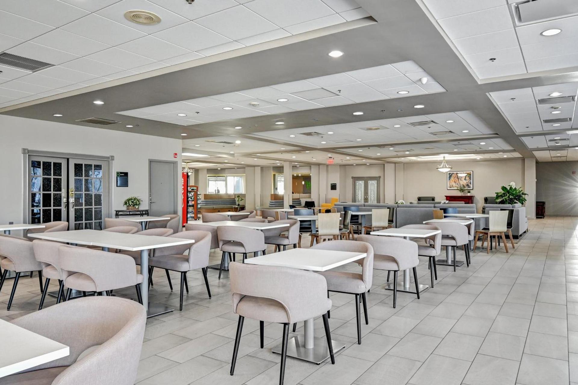 Holiday Inn - Piscataway - Somerset by IHG photo 52