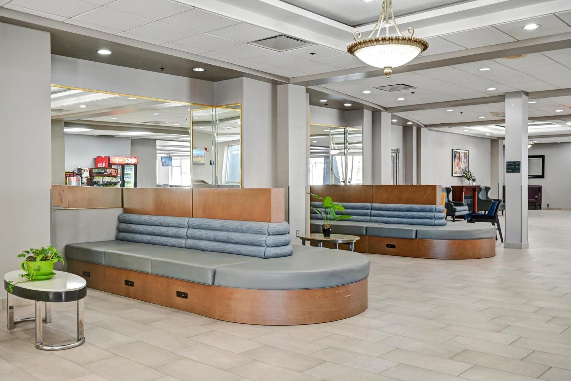 Holiday Inn - Piscataway - Somerset by IHG photo 5
