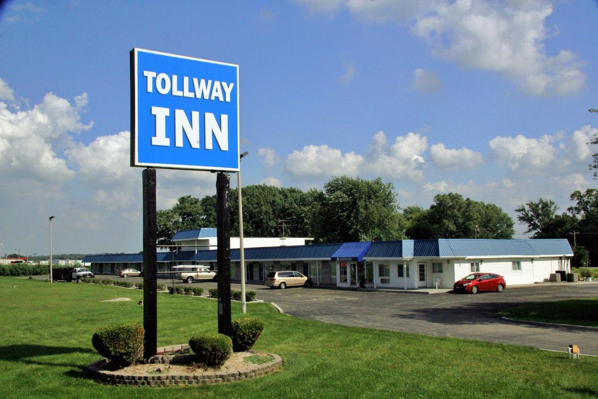 Tollway Inn Beloit photo 32