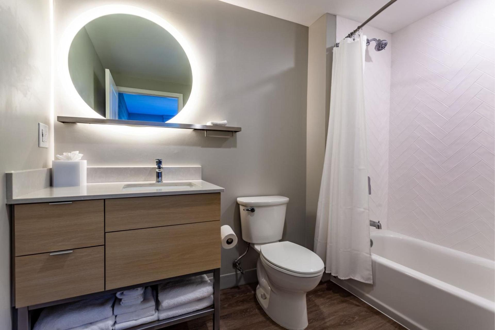 TownePlace Suites by Marriott Raleigh - University Area photo 54