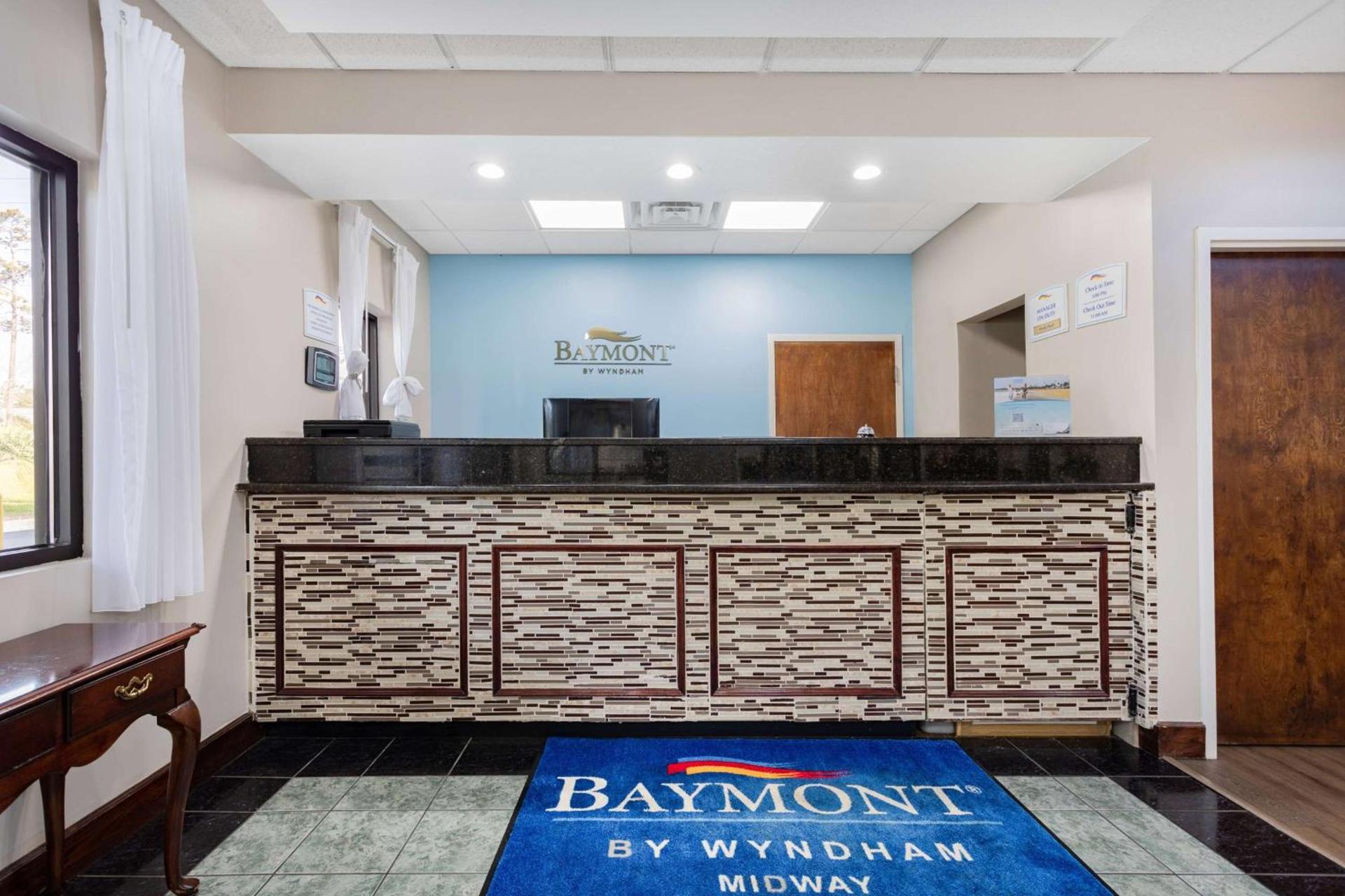 Baymont by Wyndham Midway Tallahassee photo 5