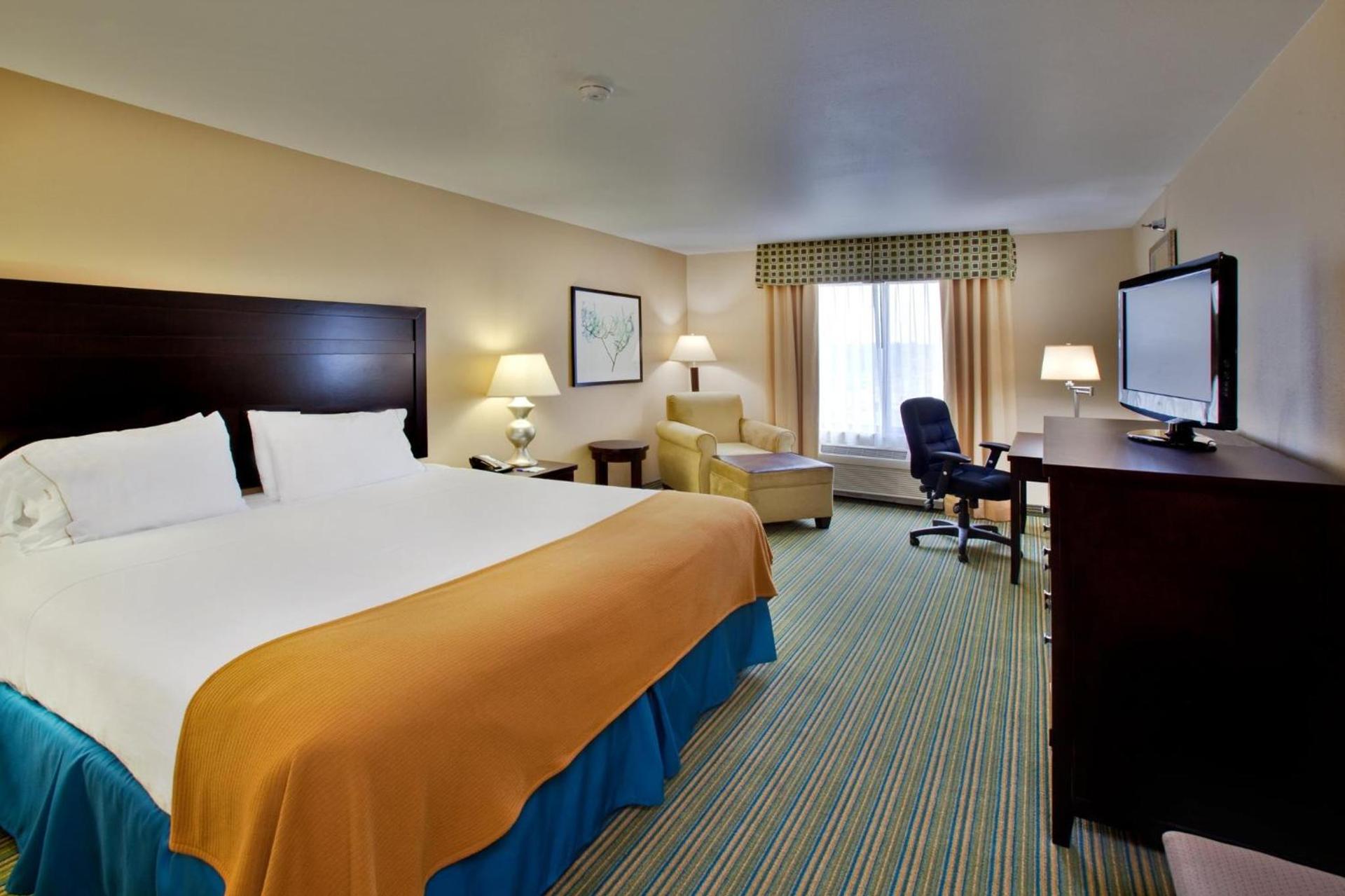 Holiday Inn Express- Waterloo/Cedar Falls by IHG photo 9