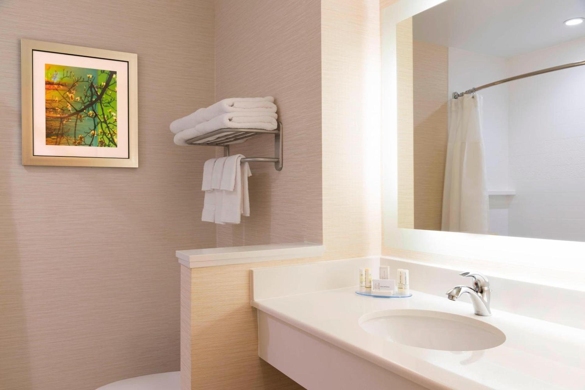 Fairfield Inn & Suites by Marriott Medina photo 9