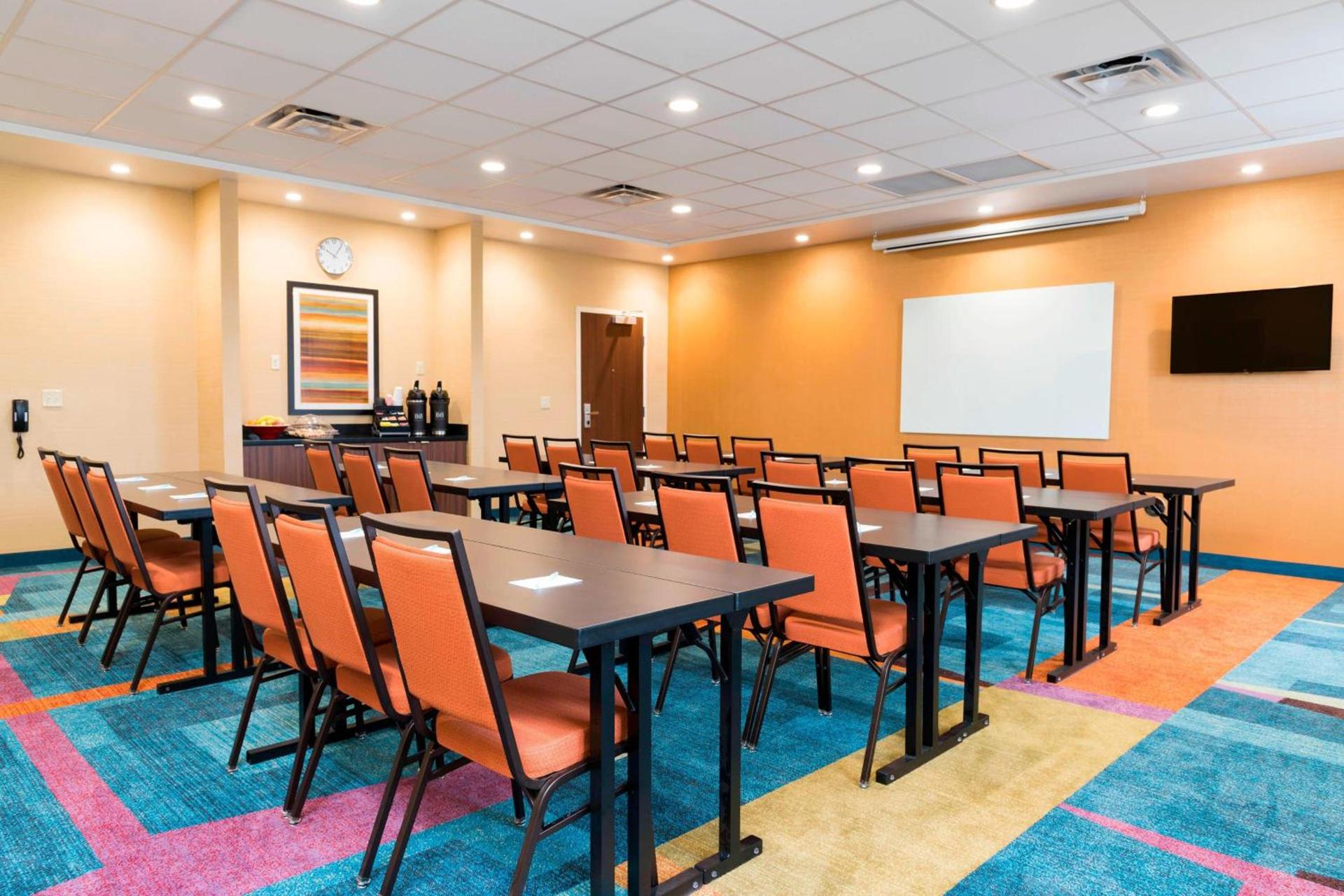 Fairfield Inn & Suites by Marriott Medina photo 25