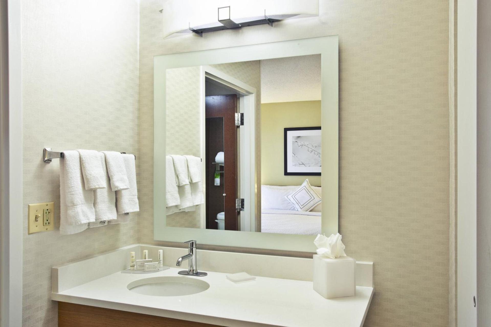 SpringHill Suites by Marriott Chicago Naperville Warrenville photo 26