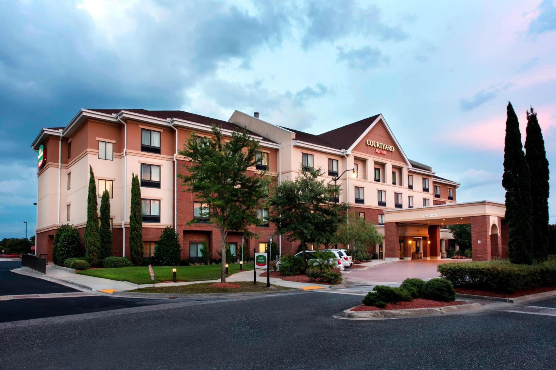 Courtyard by Marriott Jacksonville I-295/East Beltway photo 1