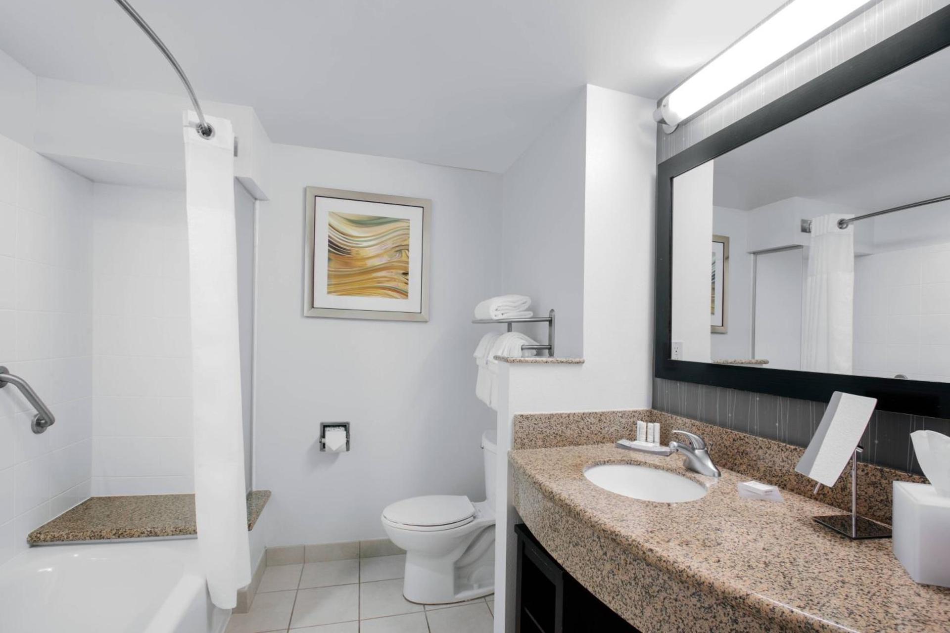 Courtyard by Marriott Jacksonville I-295/East Beltway photo 13