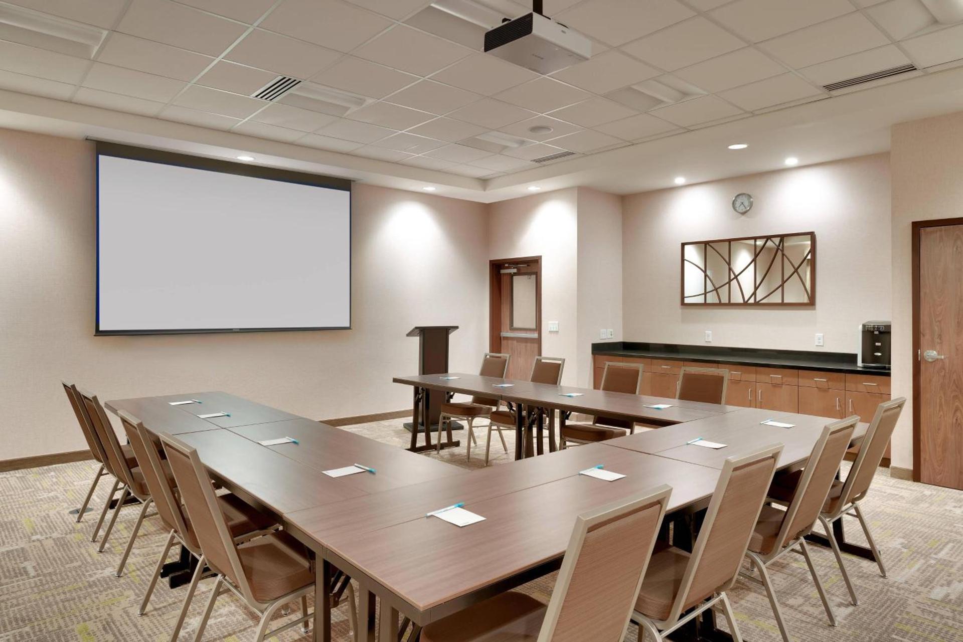 Fairfield by Marriott Inn & Suites Denver West - Federal Center photo 40