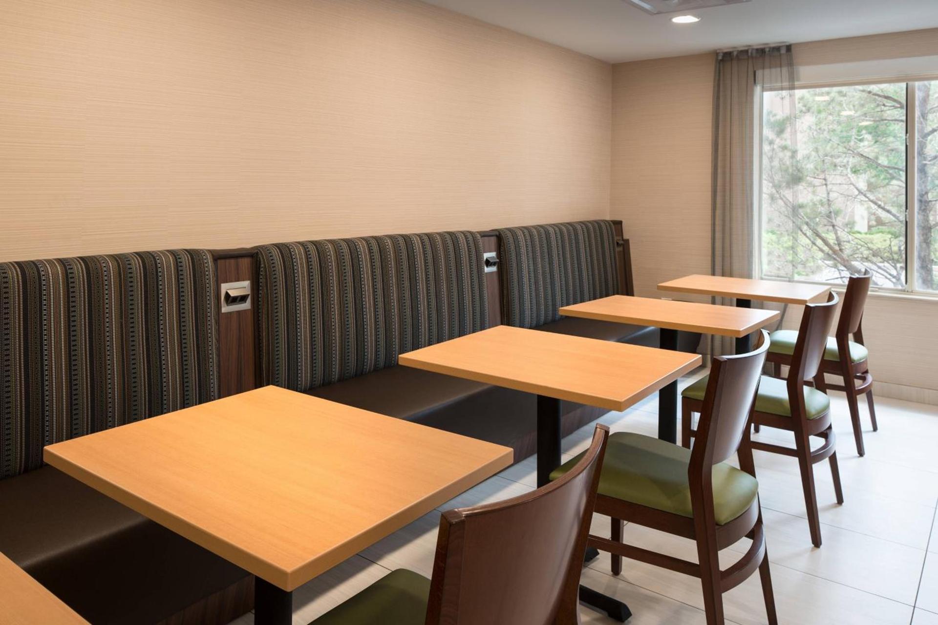 Fairfield Inn by Marriott Loveland Fort Collins photo 20
