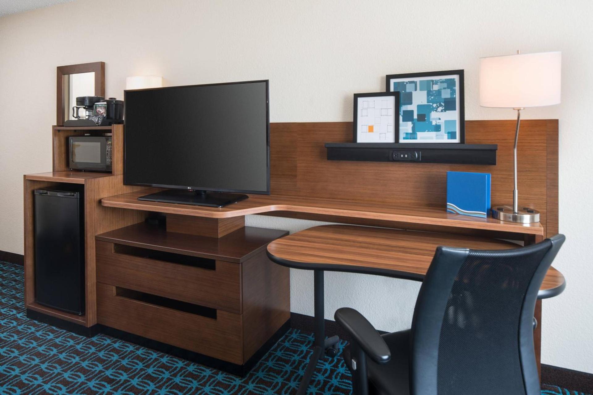 Fairfield Inn by Marriott Loveland Fort Collins photo 11