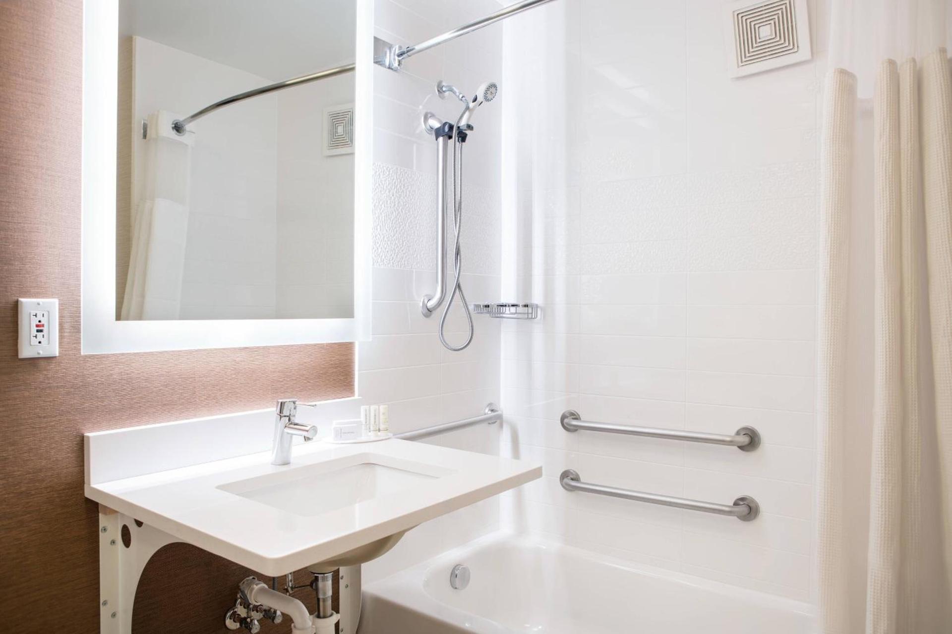 Fairfield Inn by Marriott Loveland Fort Collins photo 13