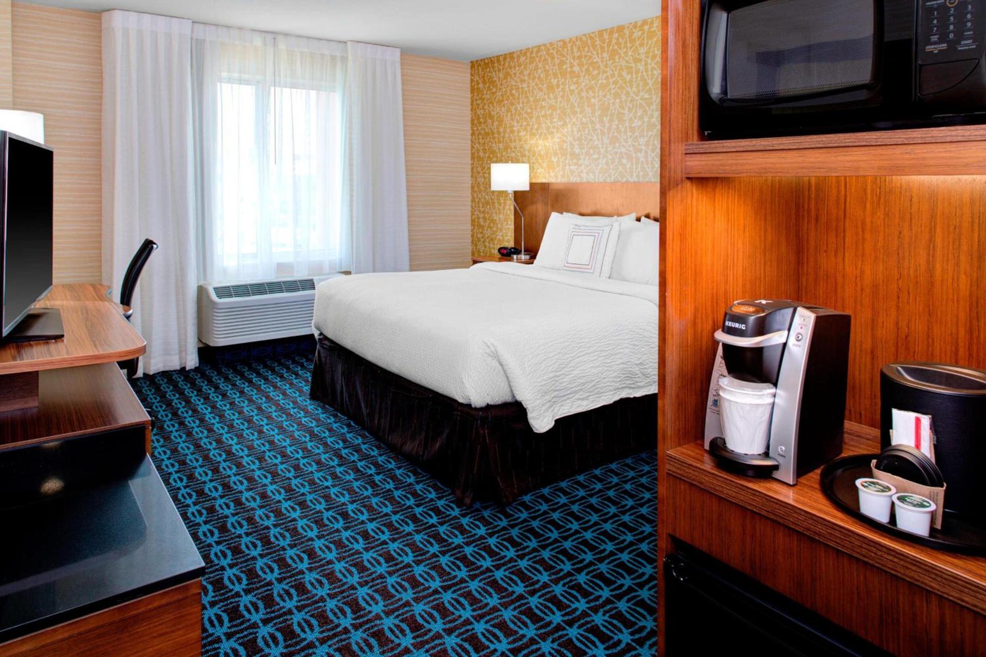 Fairfield Inn & Suites by Marriott Bakersfield North/Airport photo 8