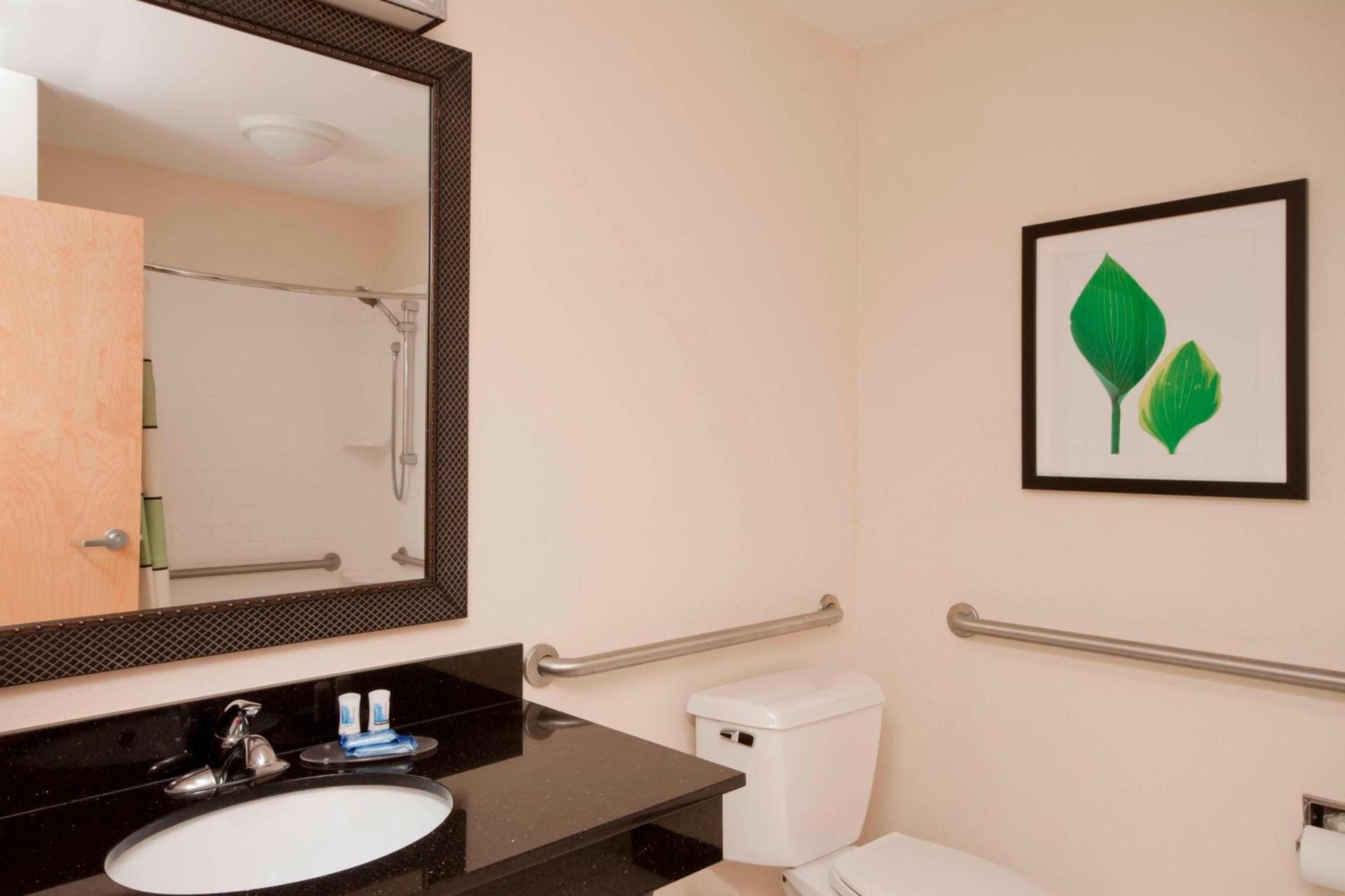 Fairfield Inn and Suites by Marriott Lake Charles - Sulphur photo 13
