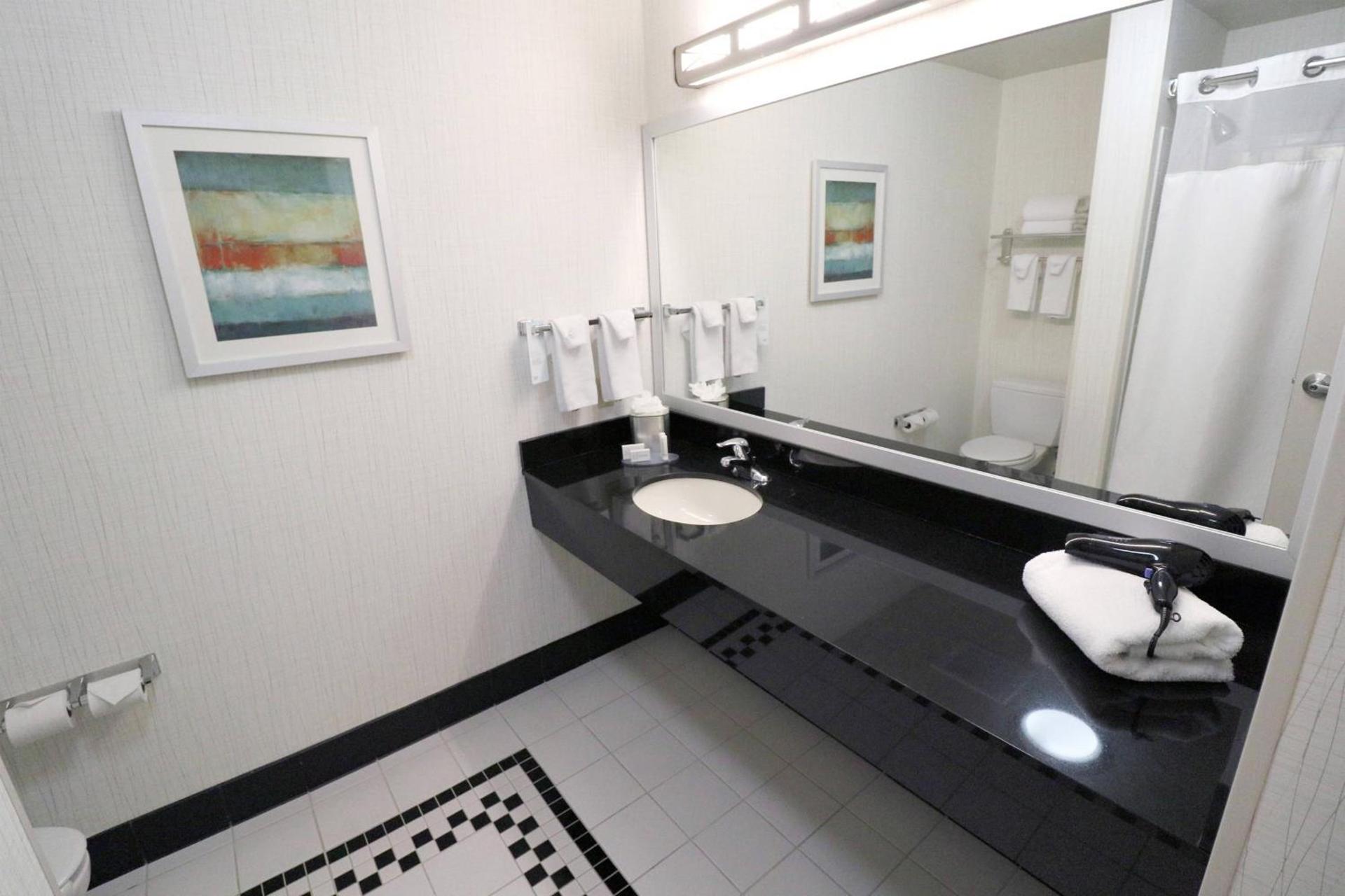 Fairfield Inn & Suites Des Moines Airport photo 12