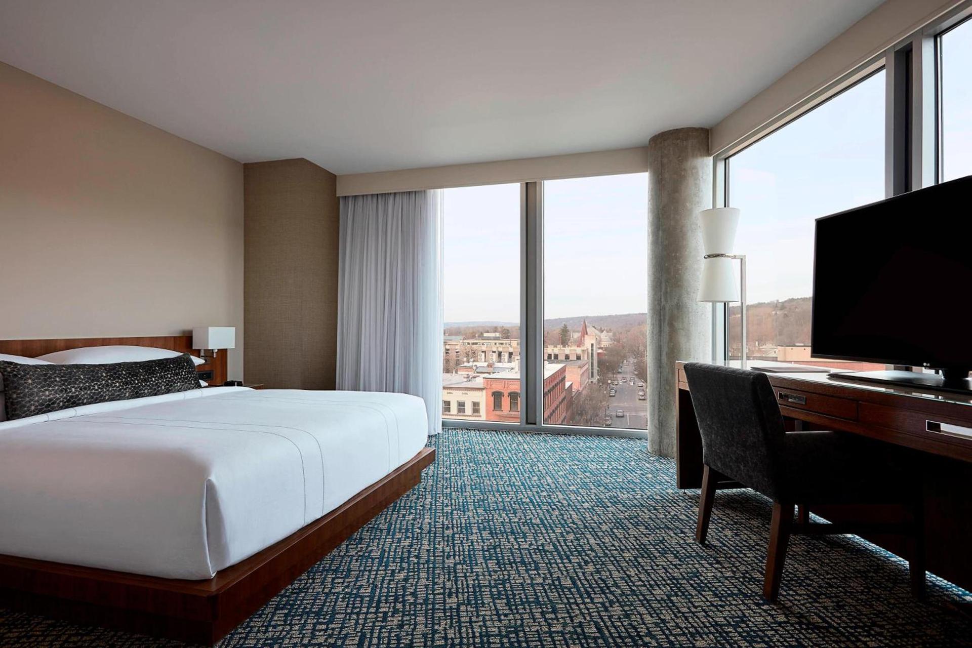 Ithaca Marriott Downtown on the Commons photo 9