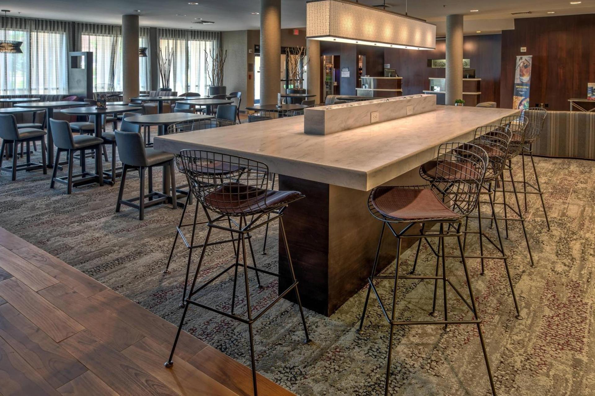 Courtyard by Marriott Troy photo 20