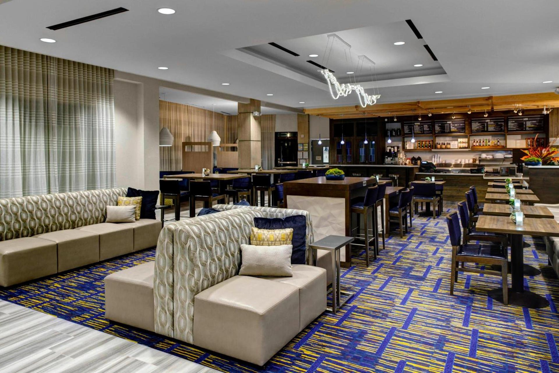 Courtyard by Marriott Carrollton photo 39