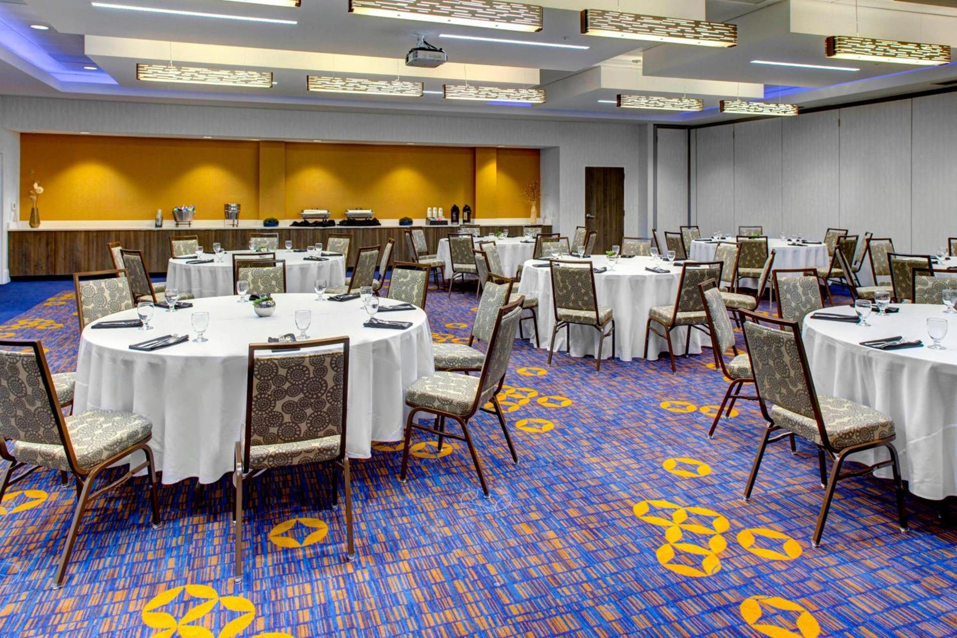 Courtyard by Marriott Carrollton photo 35