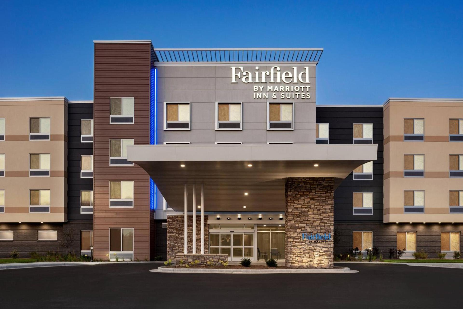 Fairfield Inn & Suites by Marriott Milwaukee West photo 2
