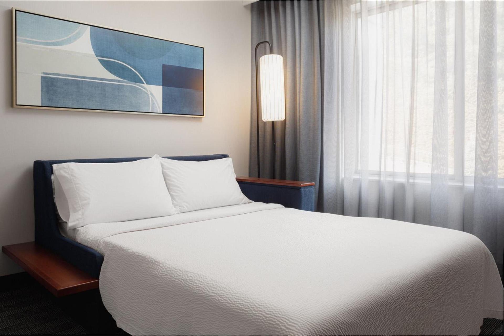 Courtyard by Marriott Boone photo 11