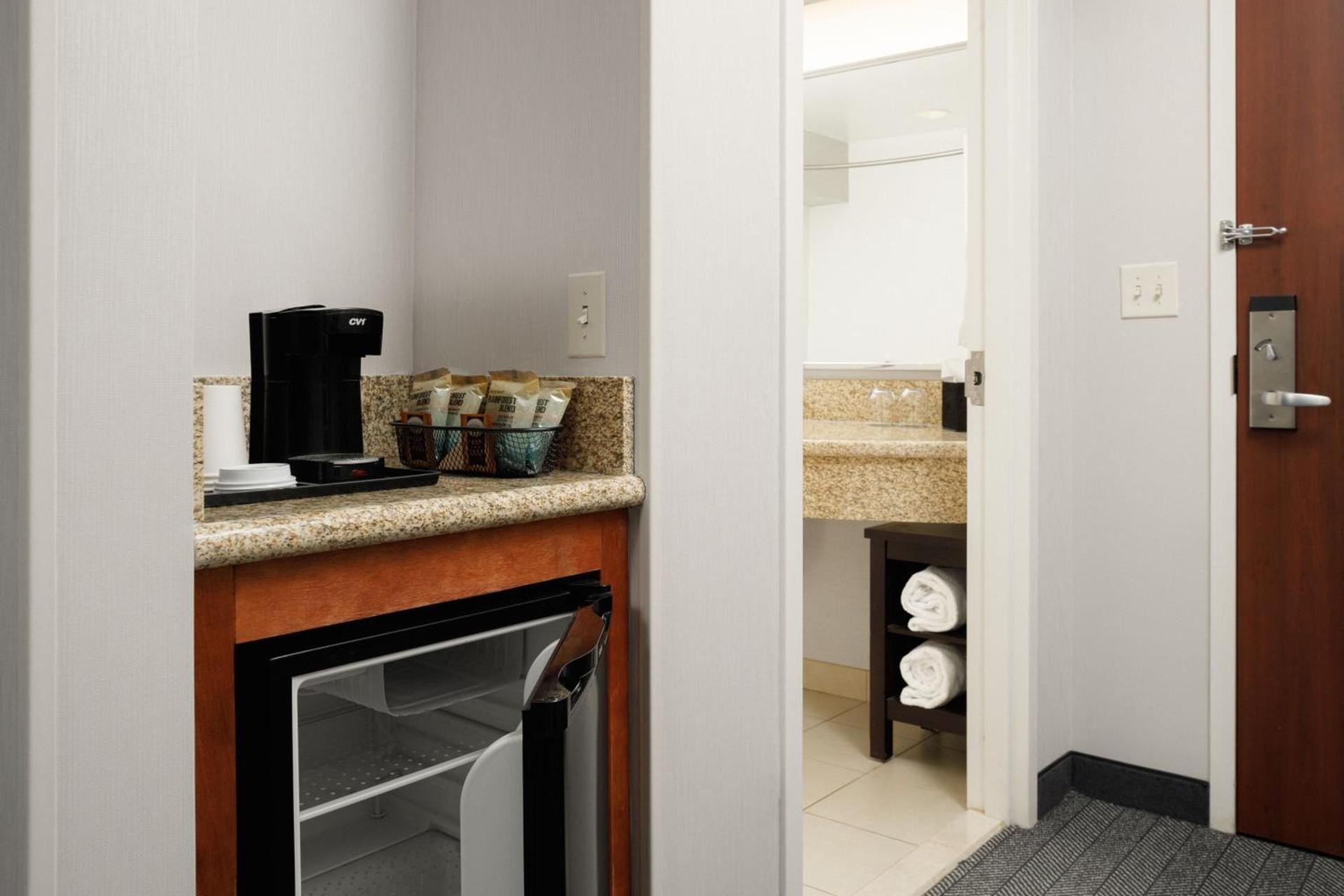 Courtyard by Marriott Boone photo 13