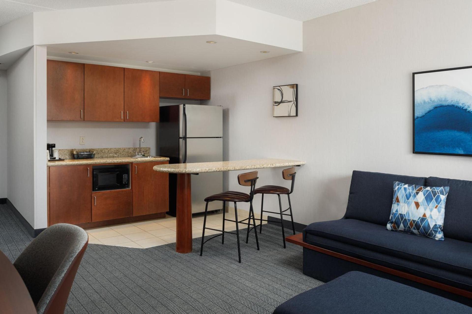 Courtyard by Marriott Boone photo 19