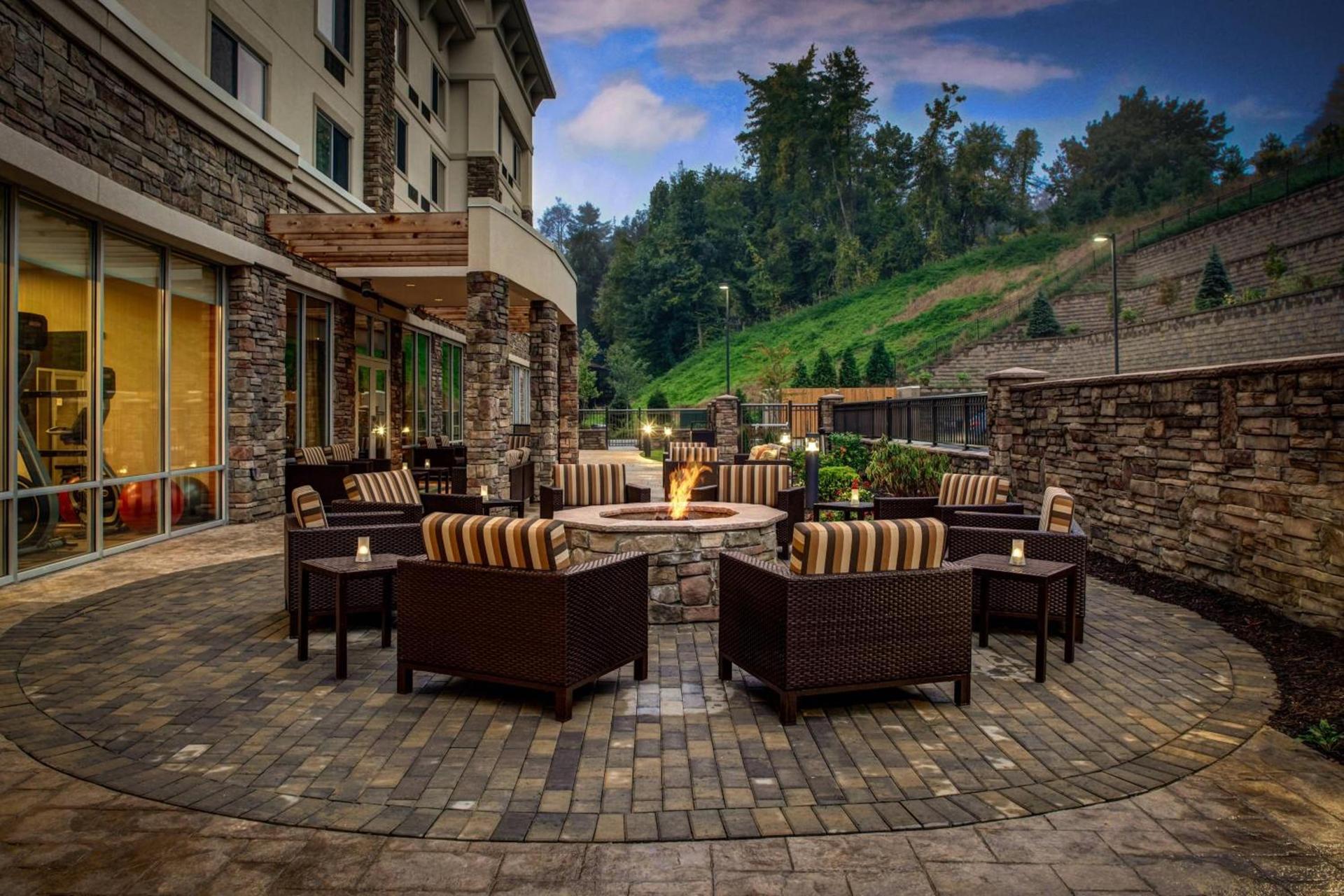 Courtyard by Marriott Boone photo 28