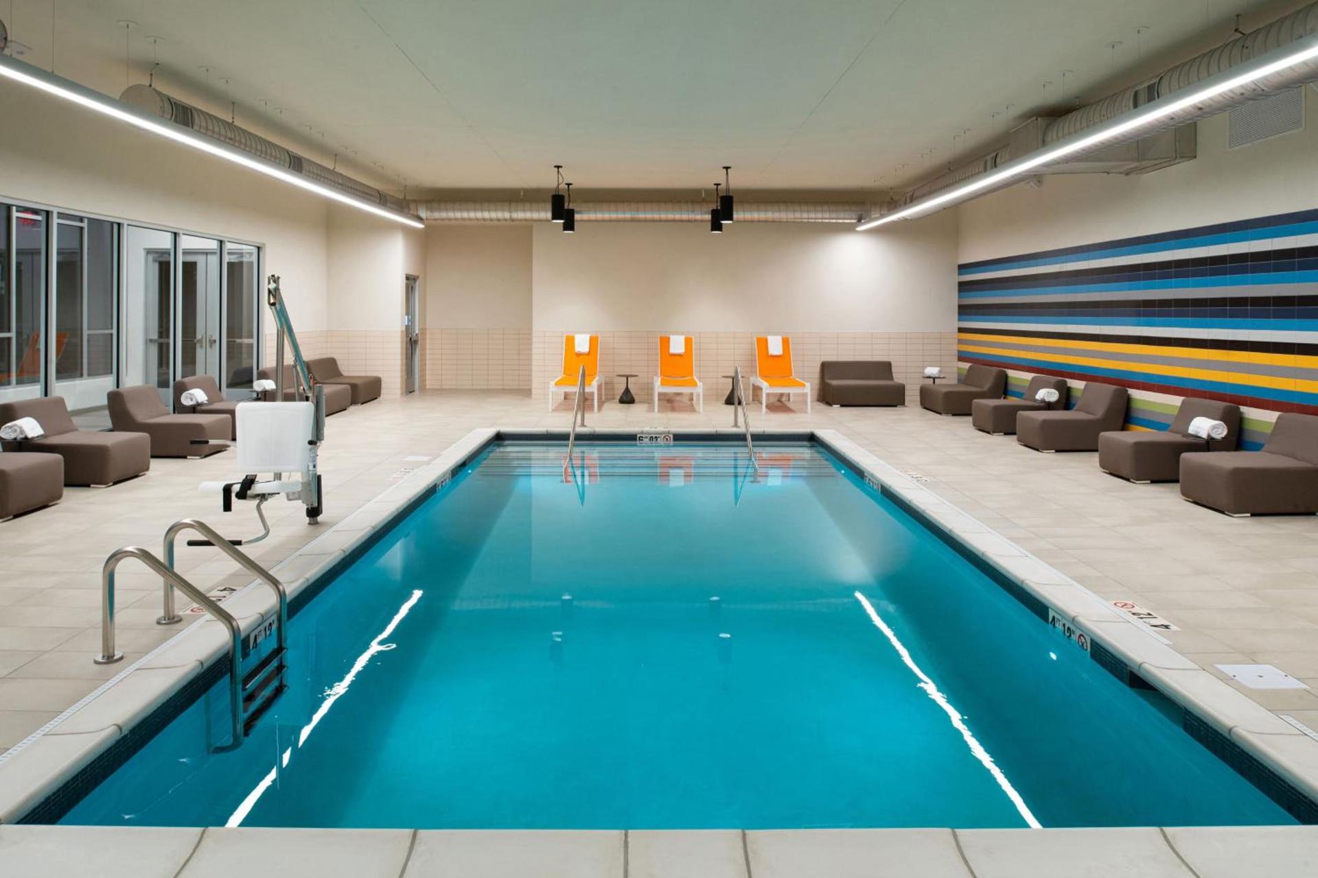 Aloft by Marriott North Kansas City photo 17
