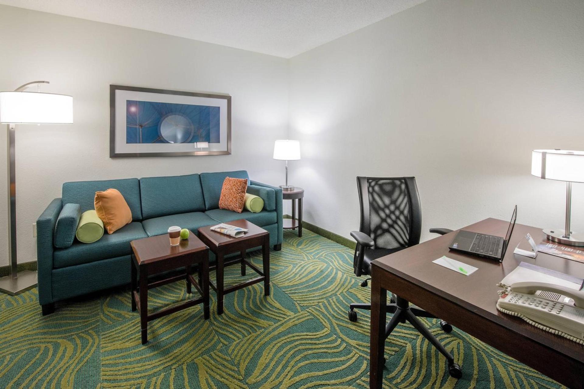 SpringHill Suites by Marriott Greensboro photo 8