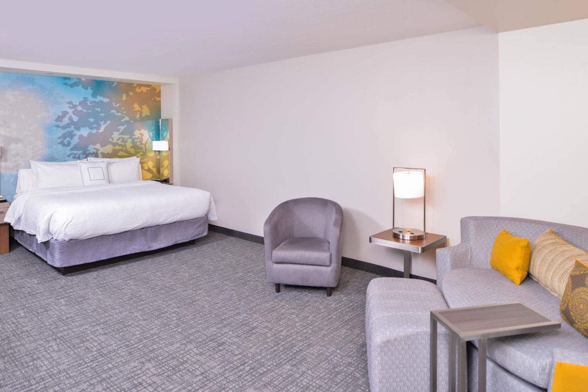 Courtyard by Marriott Columbus Grove City photo 18
