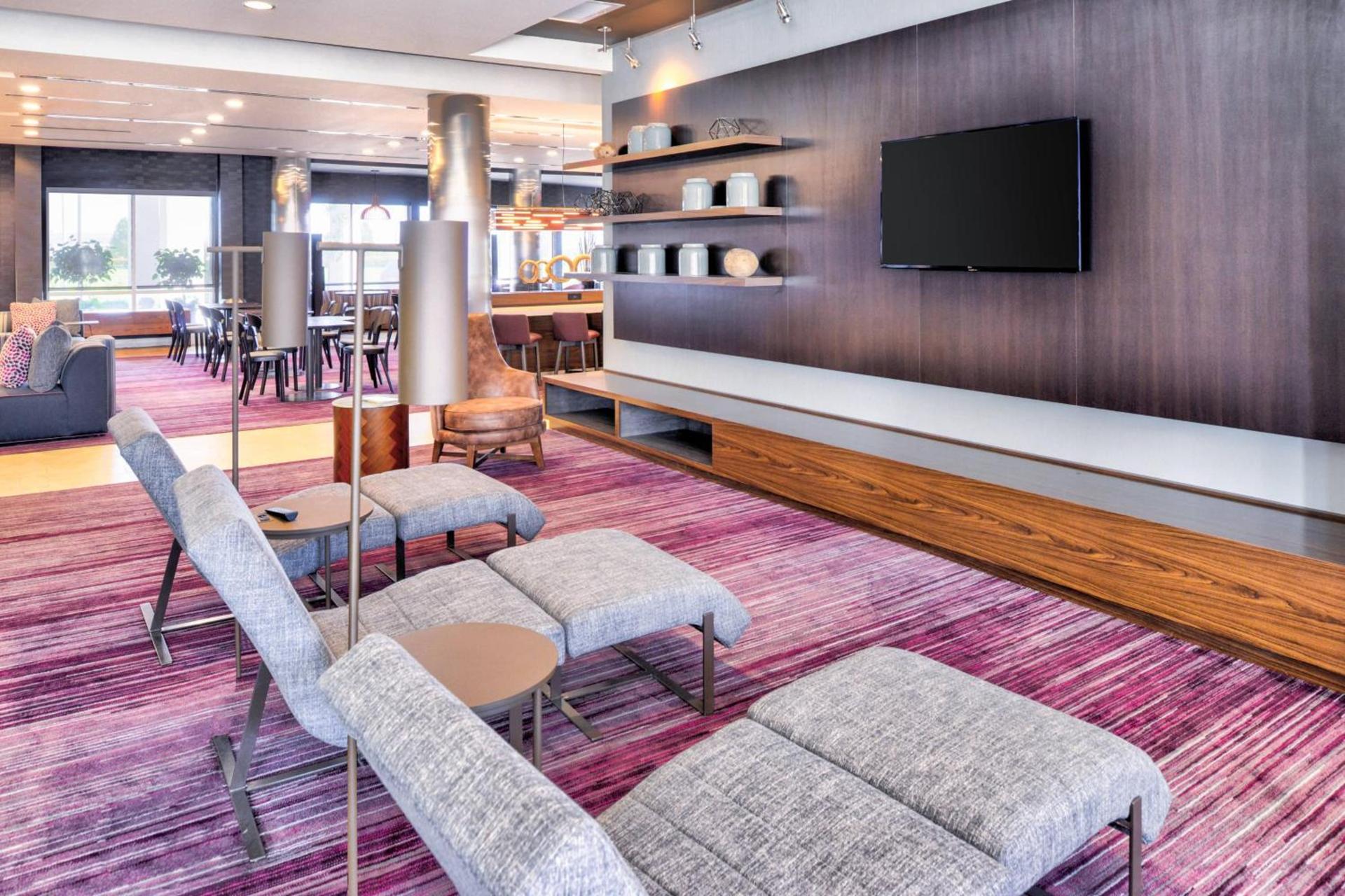 Courtyard by Marriott Columbus Grove City photo 37