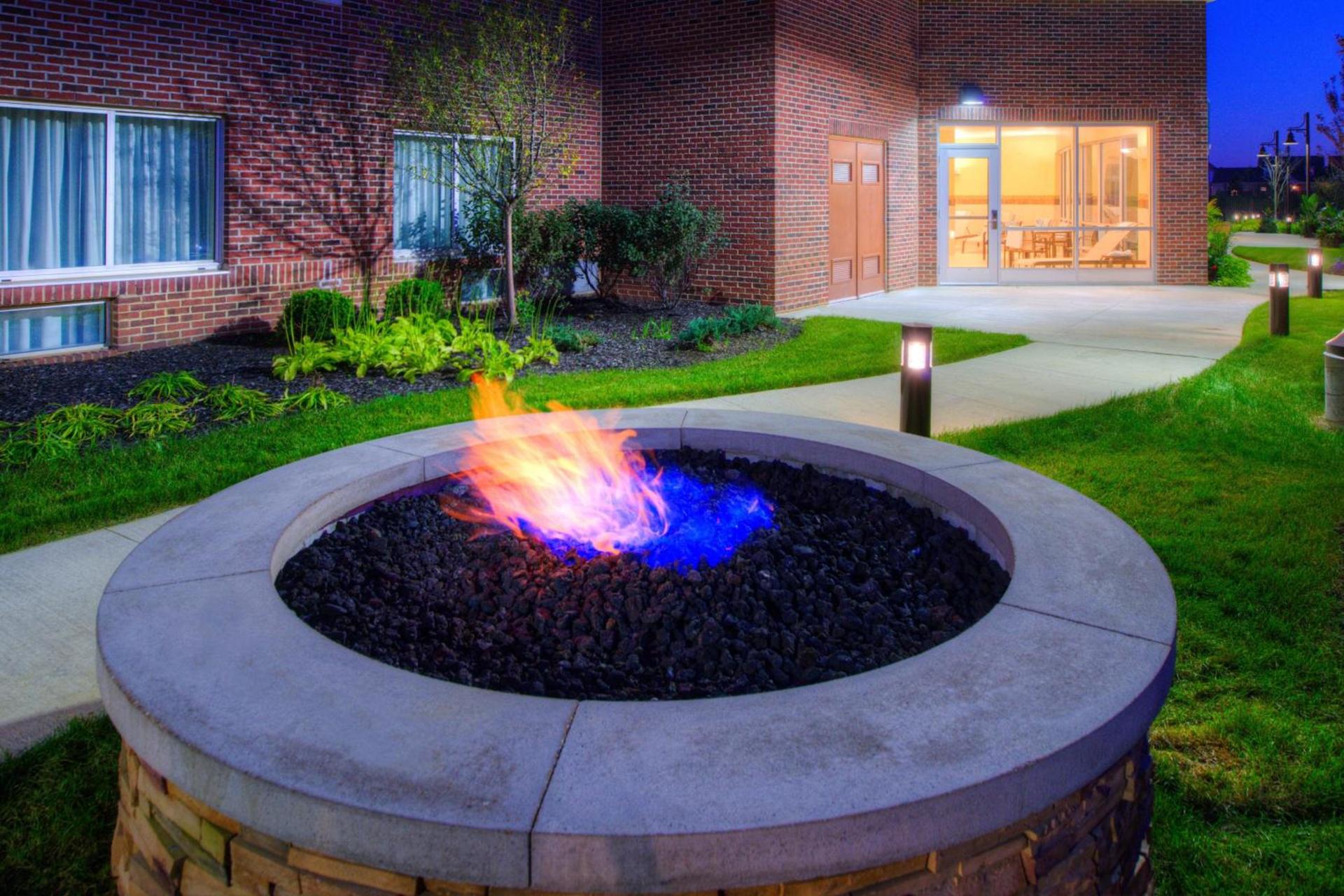 Courtyard by Marriott Columbus Grove City photo 41