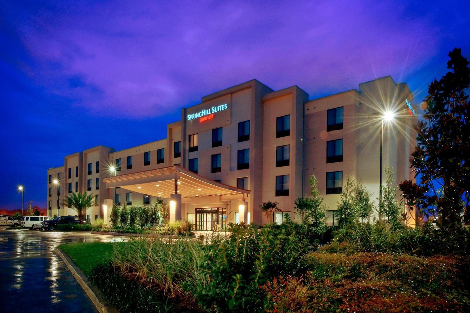 SpringHill Suites by Marriott Baton Rouge North / Airport photo 2