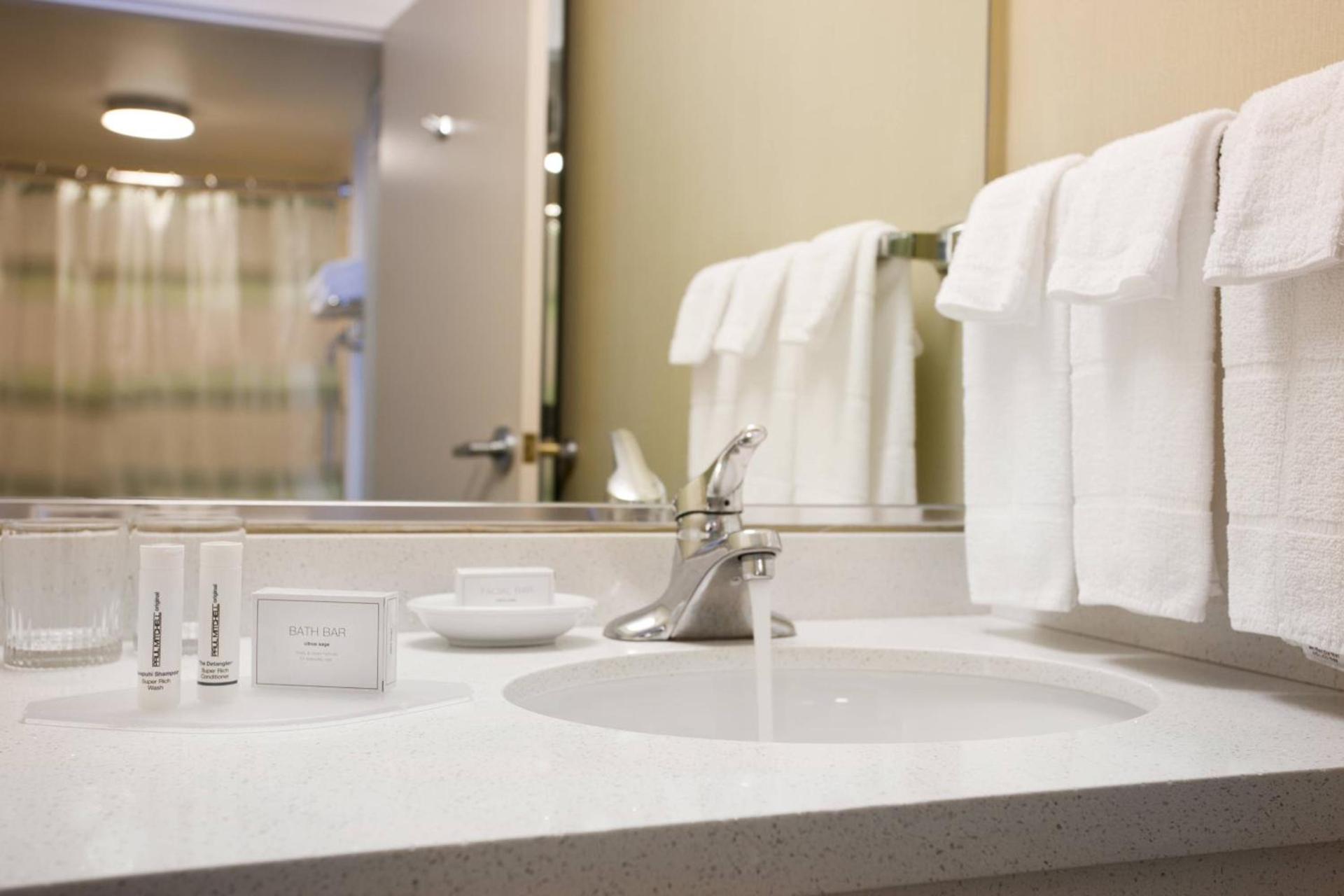 SpringHill Suites Los Angeles LAX/Manhattan Beach photo 12
