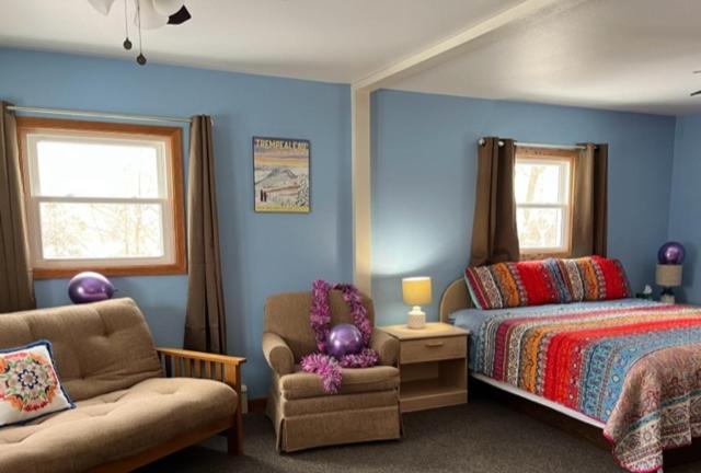 Little Bluff Inn photo 6