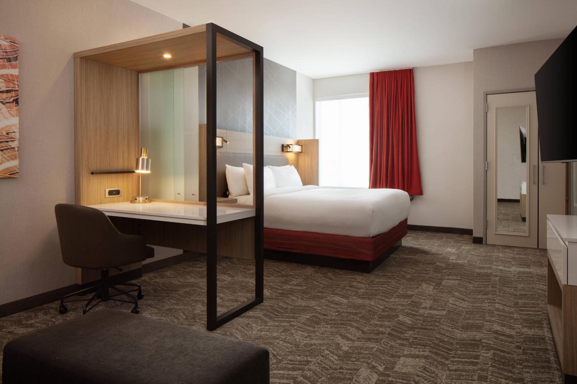SpringHill Suites by Marriott Ames photo 9