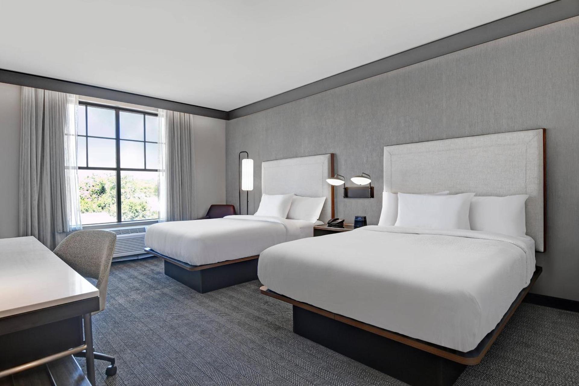 Courtyard by Marriott Manhattan Aggieville photo 12