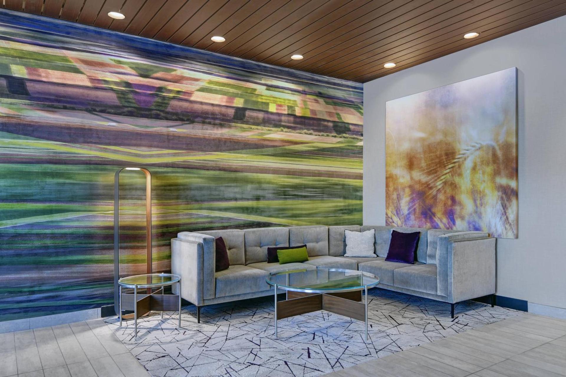 Courtyard by Marriott Manhattan Aggieville photo 40
