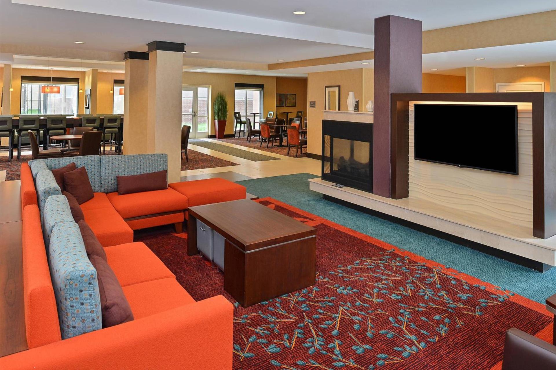 Residence Inn by Marriott Des Moines Downtown photo 3