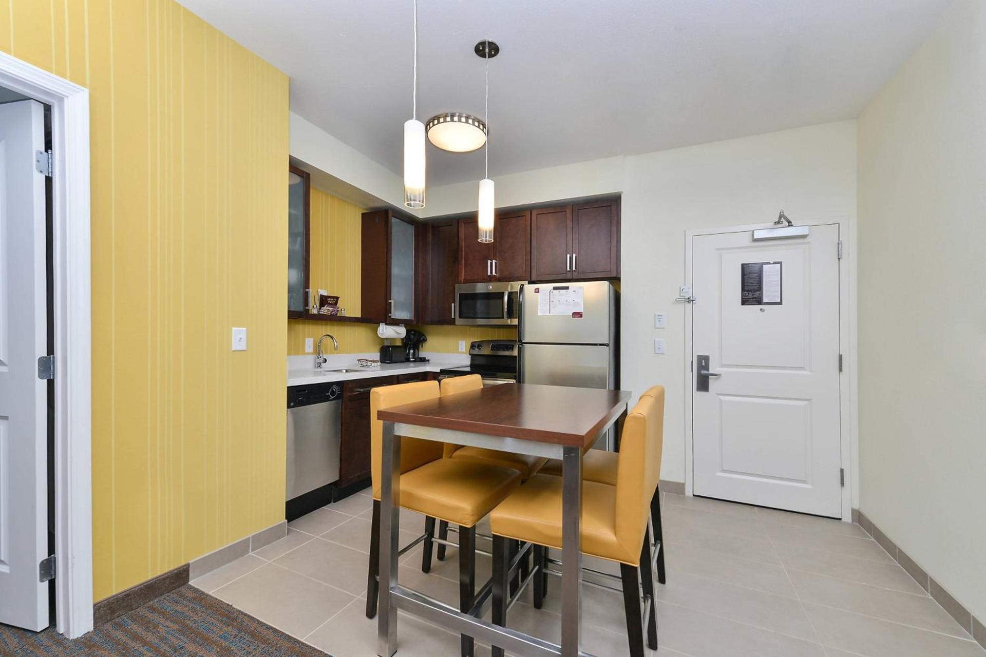 Residence Inn by Marriott Des Moines Downtown photo 10