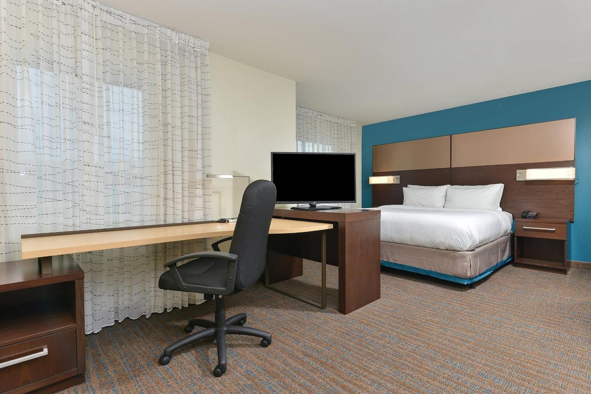 Residence Inn by Marriott Des Moines Downtown photo 8