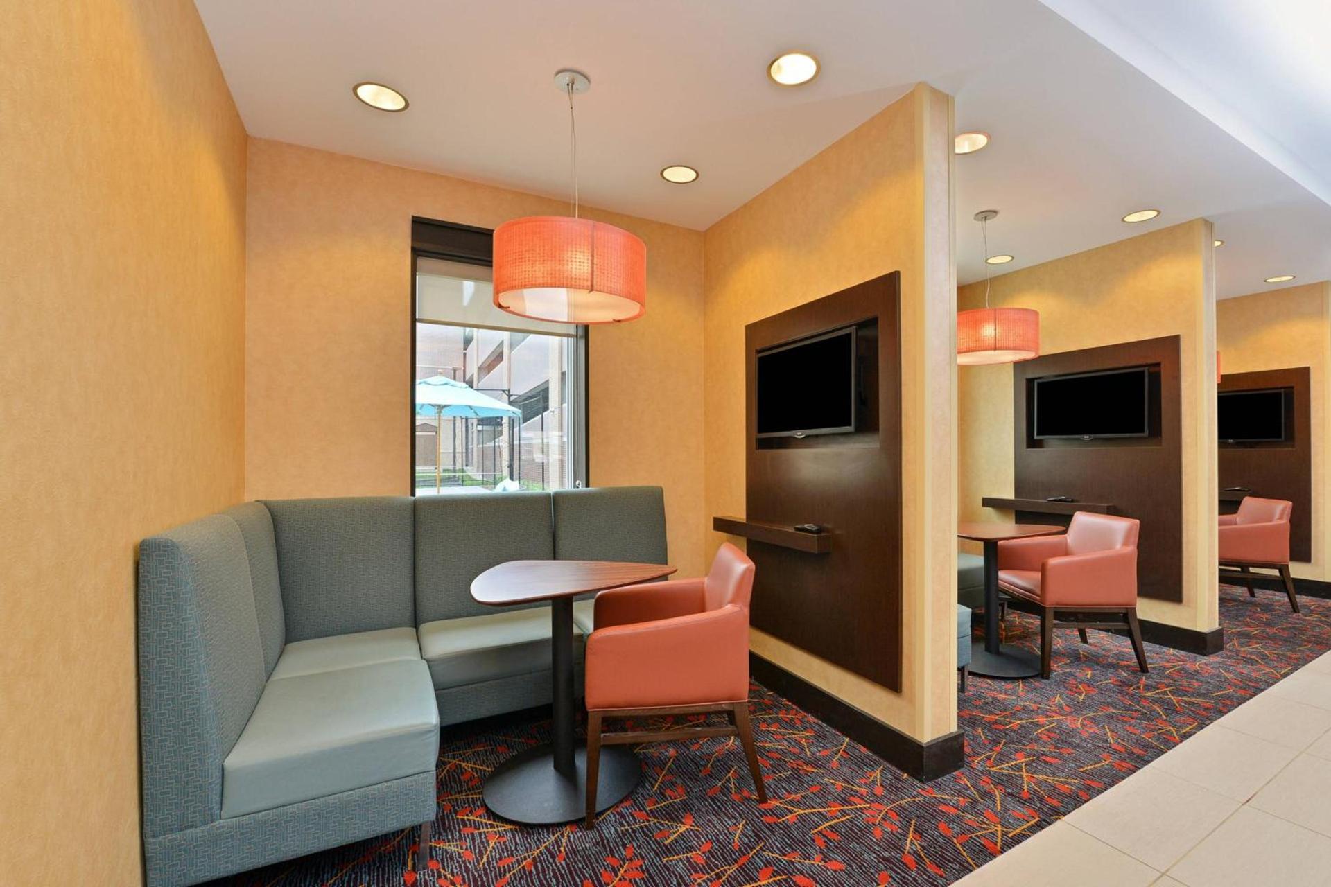 Residence Inn by Marriott Des Moines Downtown photo 17