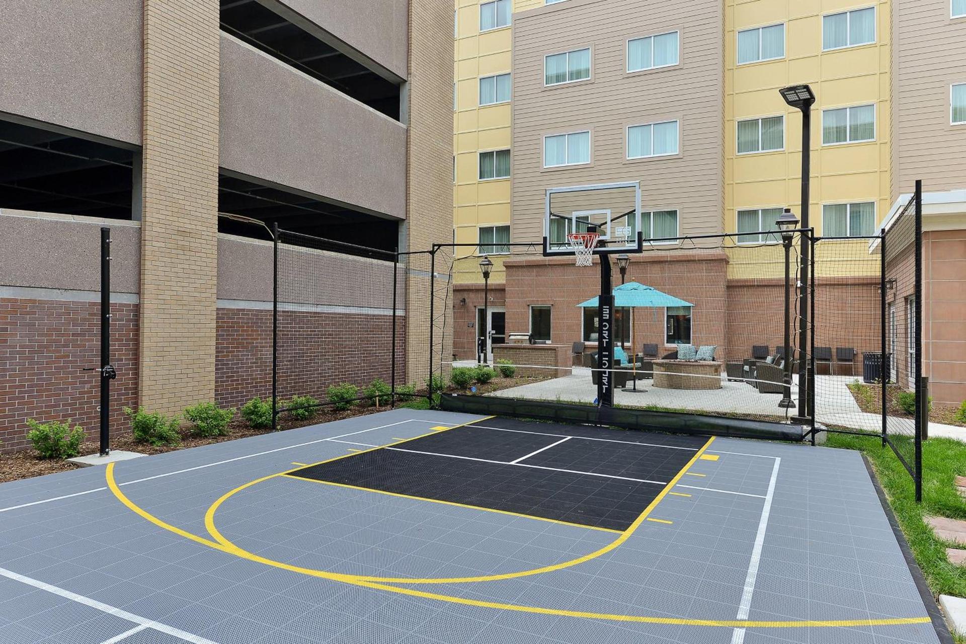 Residence Inn by Marriott Des Moines Downtown photo 32