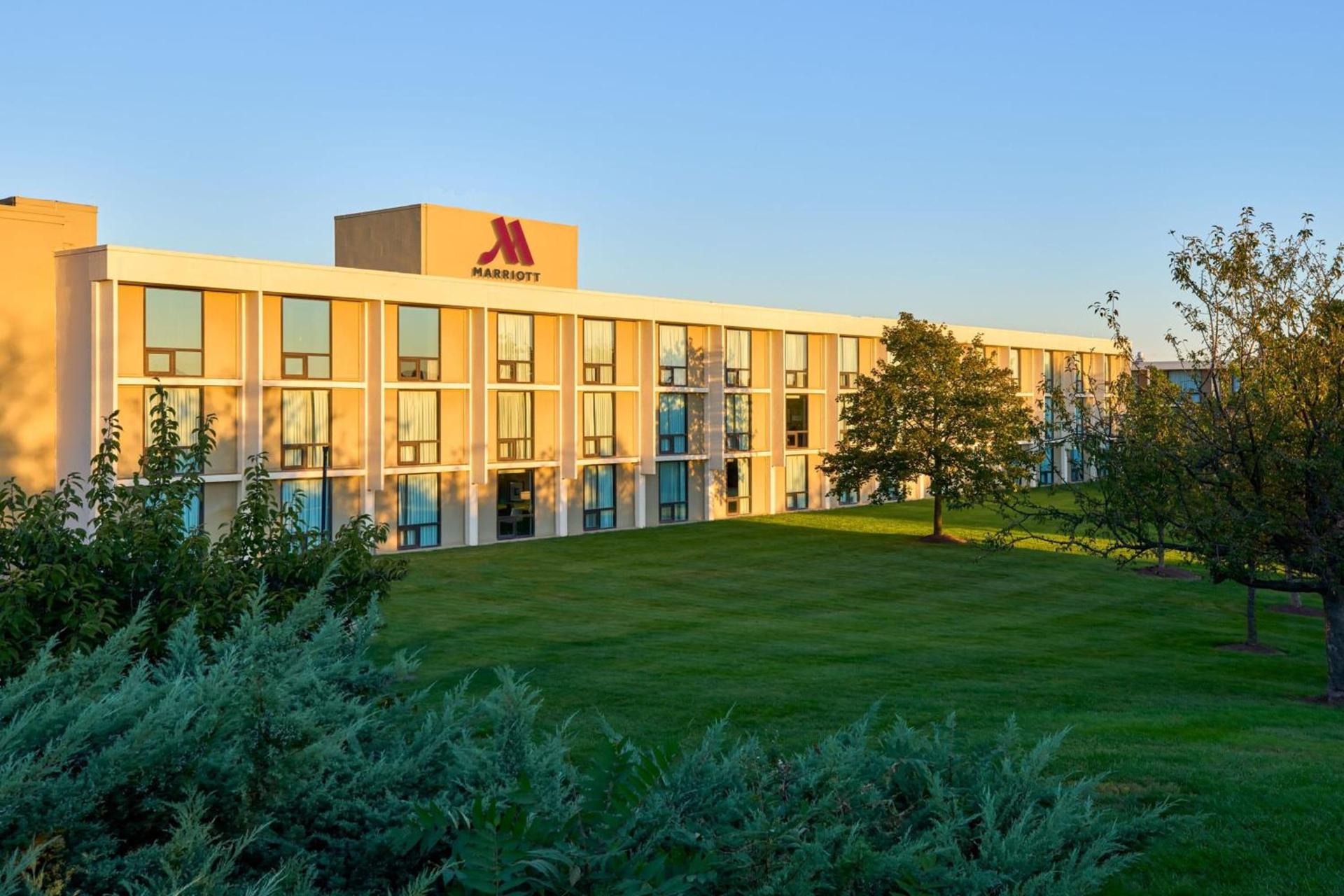 Washington Dulles Airport Marriott photo 2