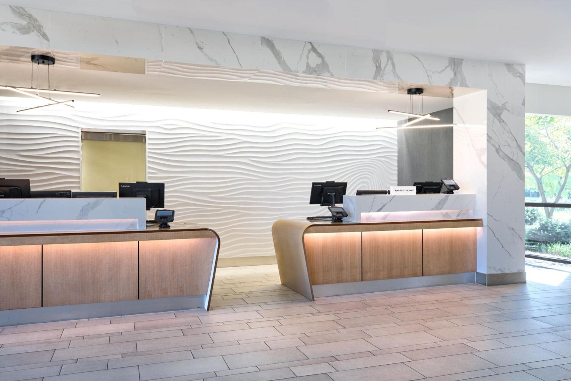 Washington Dulles Airport Marriott photo 3
