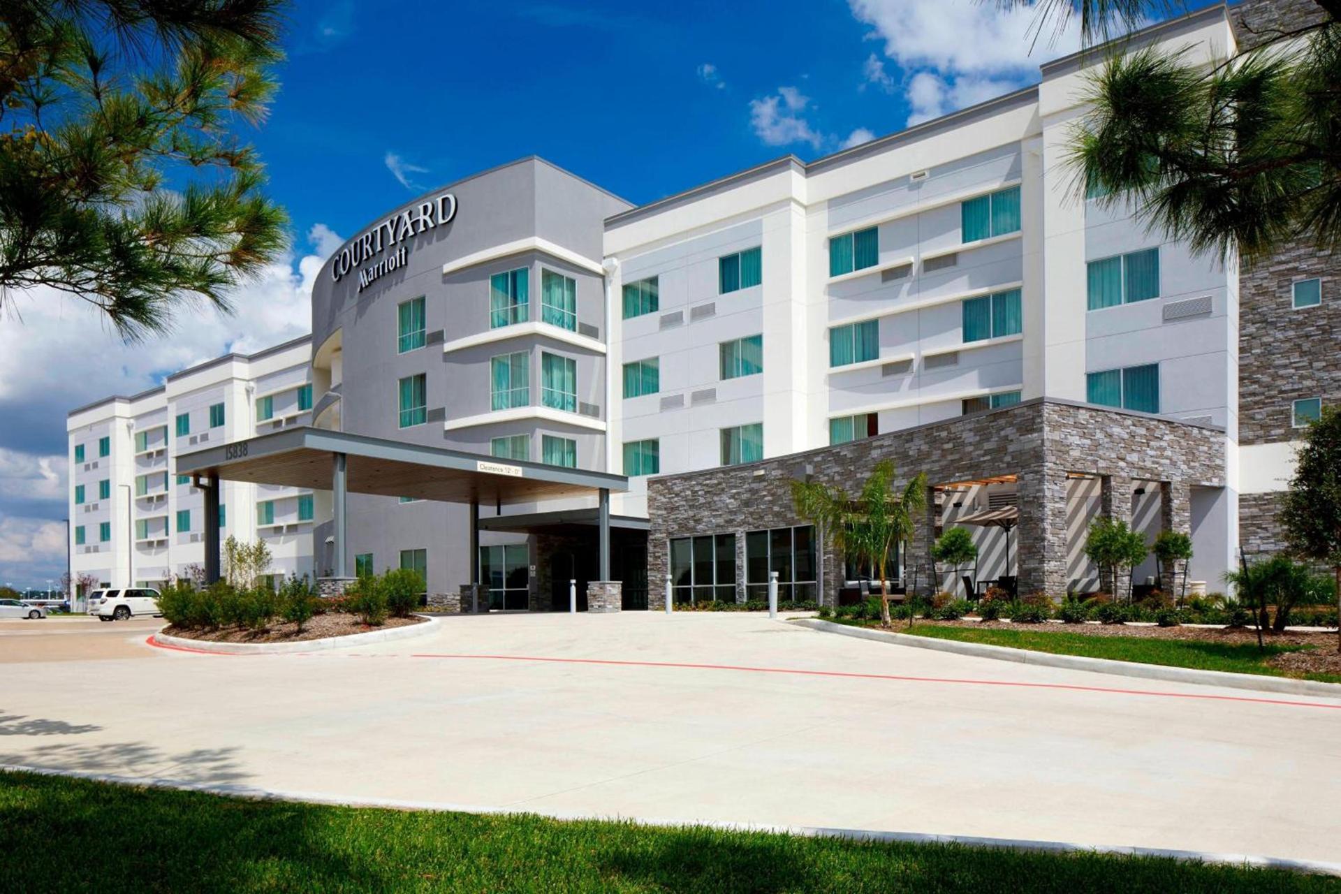 Courtyard by Marriott Houston Intercontinental Airport photo 1