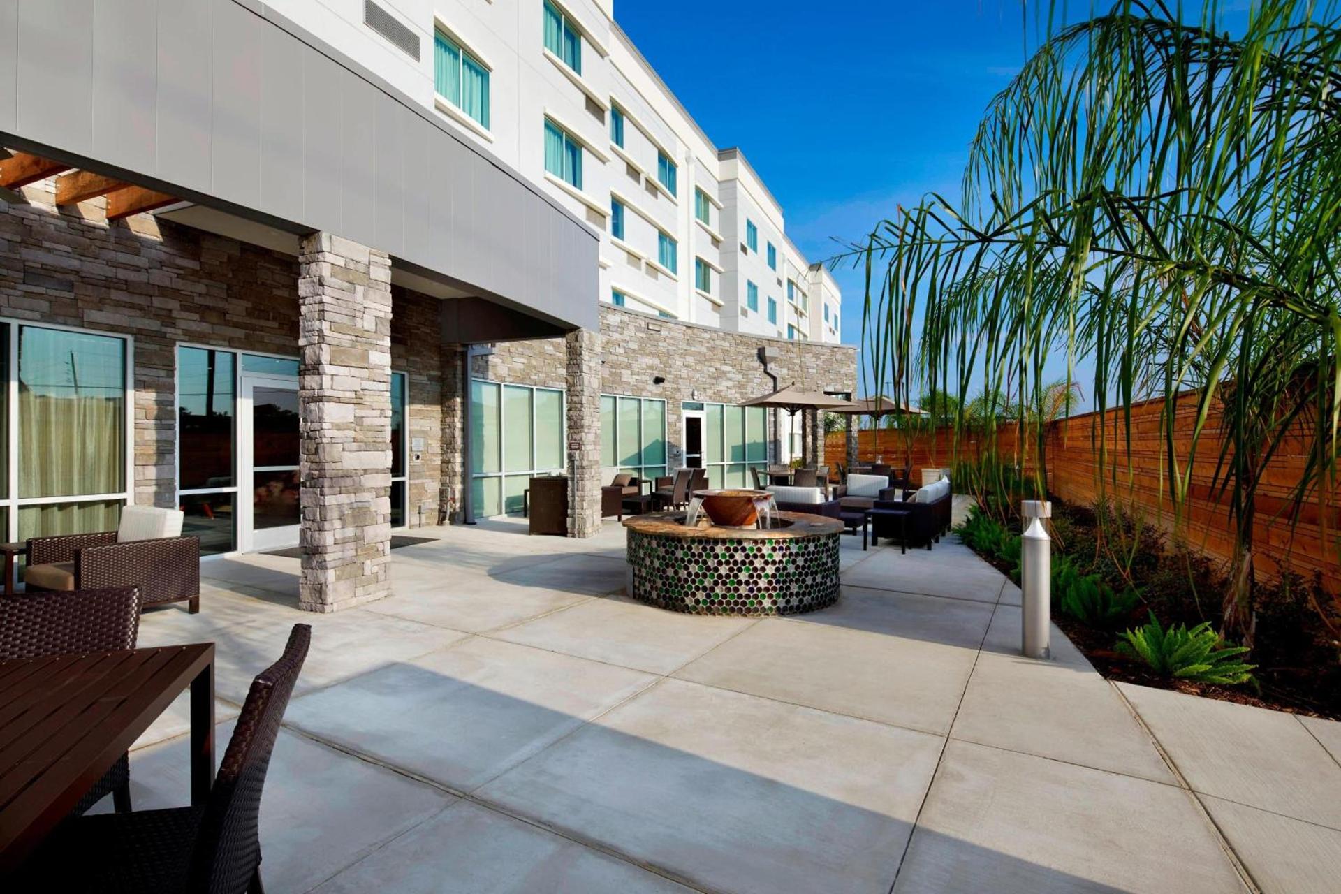 Courtyard by Marriott Houston Intercontinental Airport photo 5