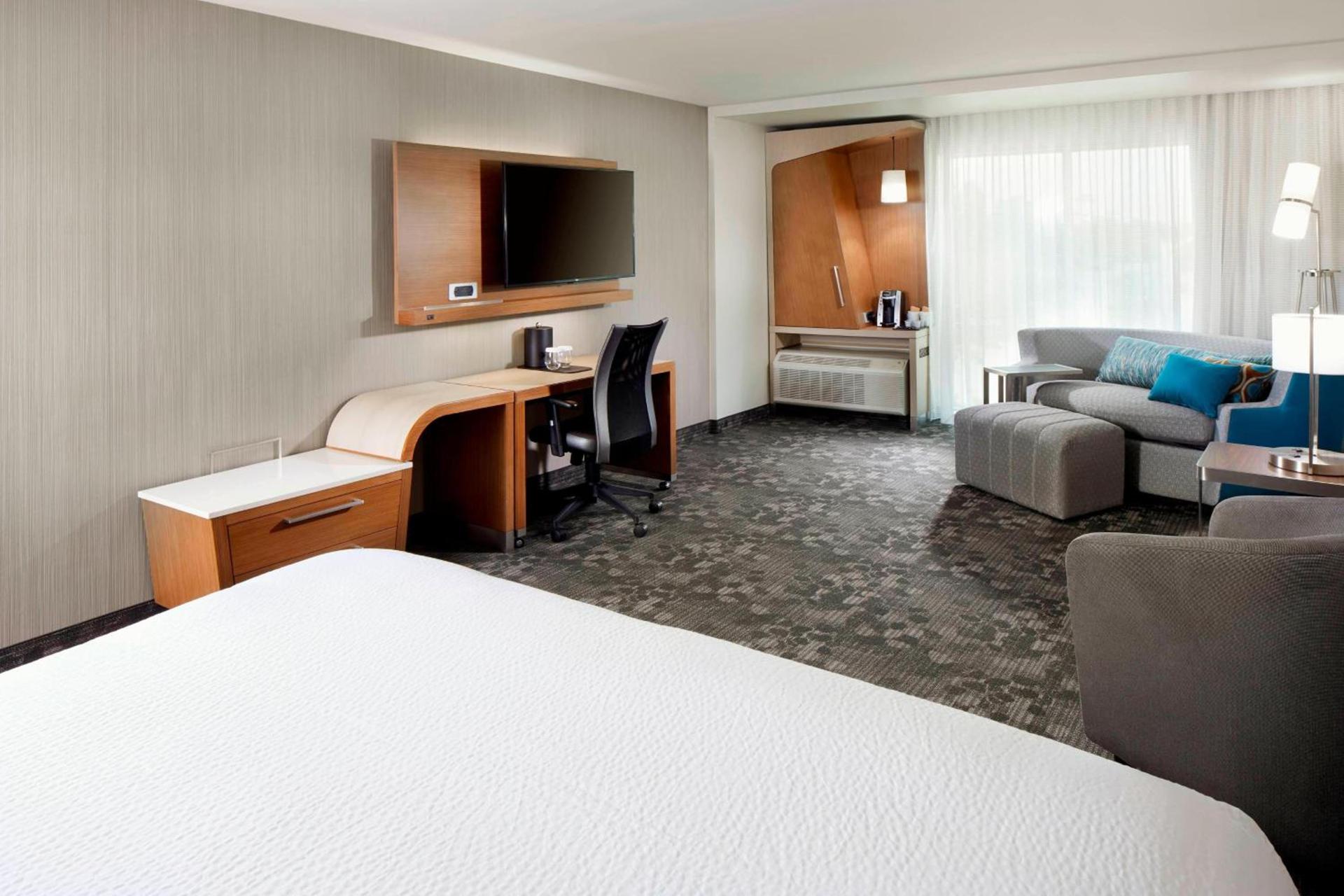 Courtyard by Marriott Houston Intercontinental Airport photo 10