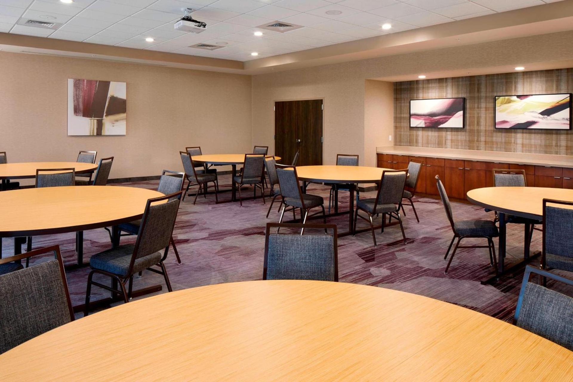 Courtyard by Marriott Houston Intercontinental Airport photo 31